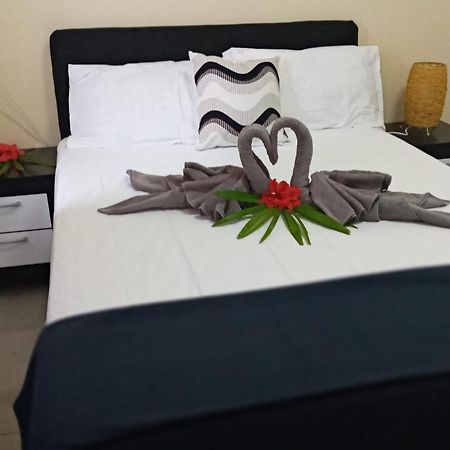 Singhs Elite Apartment Нади Екстериор снимка