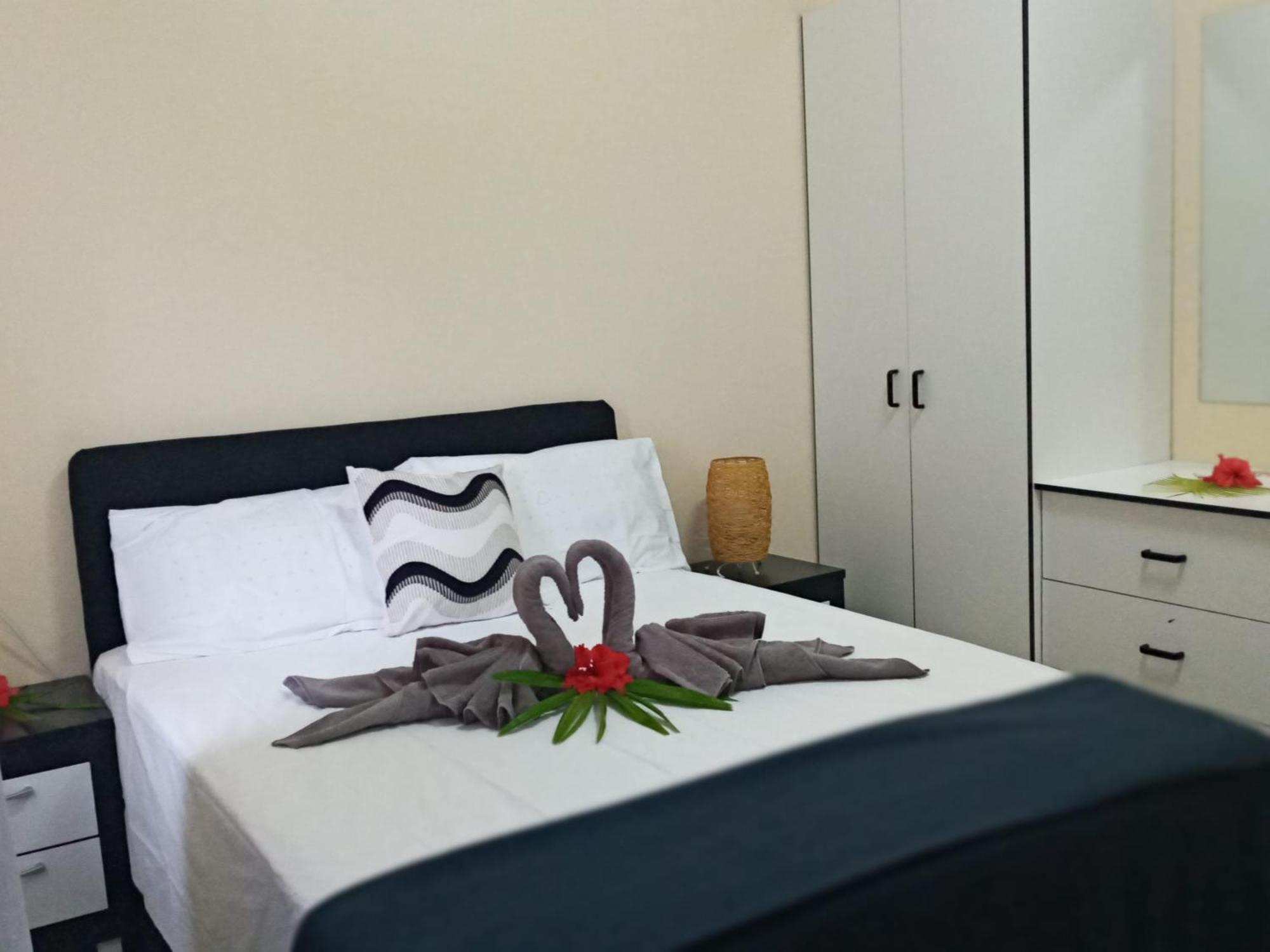 Singhs Elite Apartment Нади Екстериор снимка